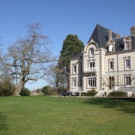 Chateau De La Folie Trie-Château 외부 사진